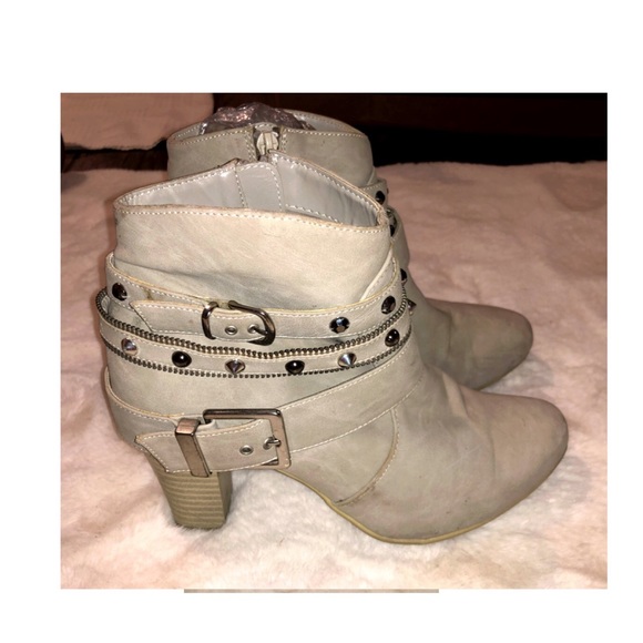Jennifer Lopez Shoes - JLo booties